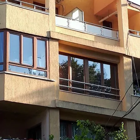 Elmina By The Sea Park Apartment *